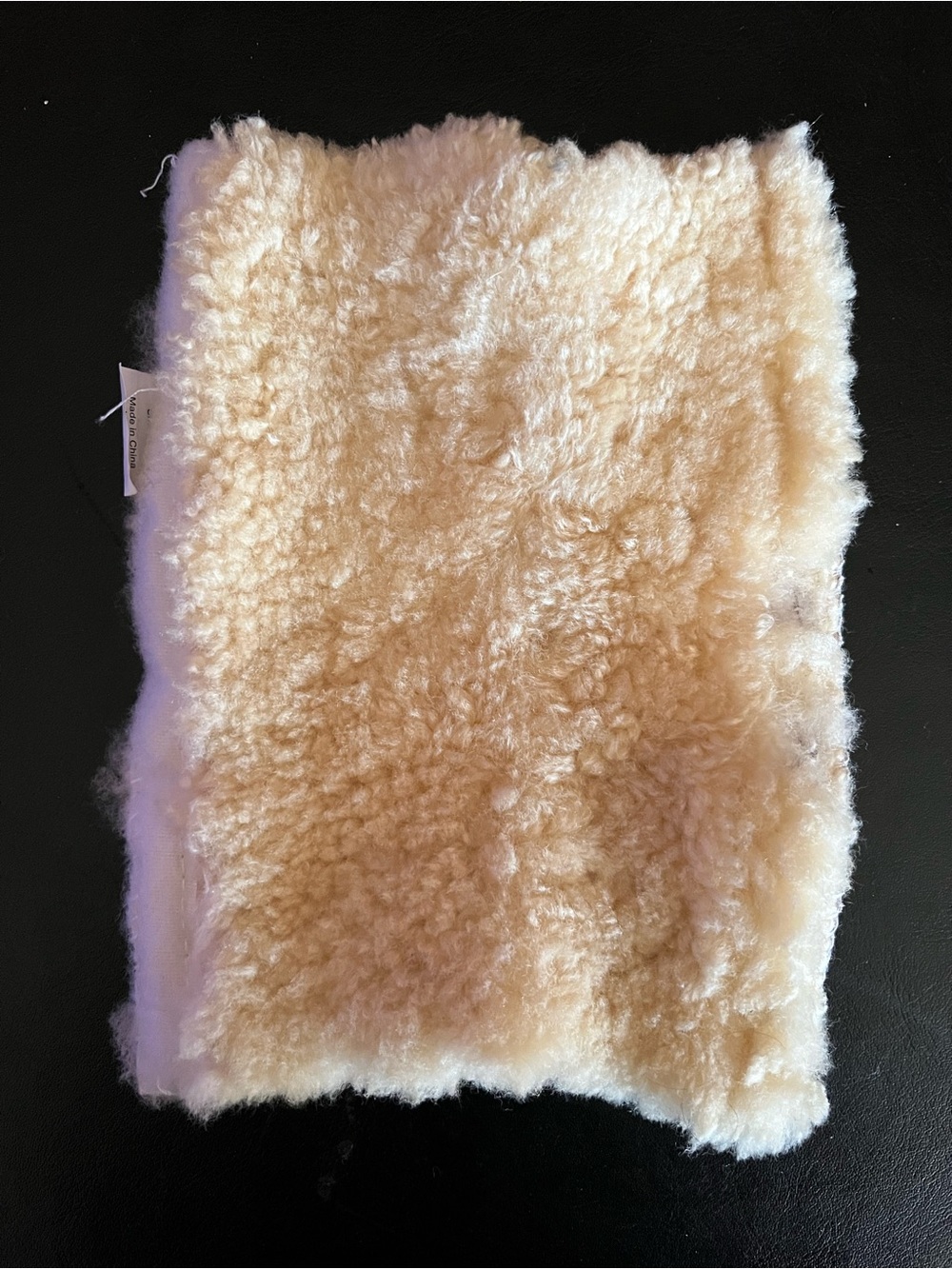 Sheepskin Seat Belt Cover - Cream